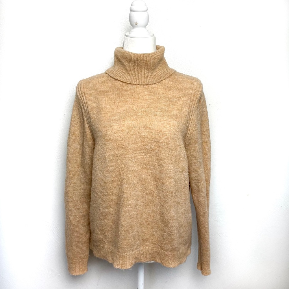 Beige Turtleneck Sweater XS